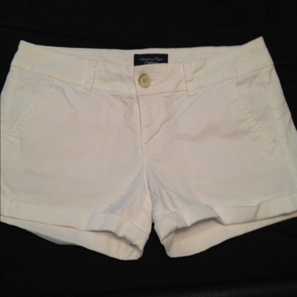 White American Eagle Shorts