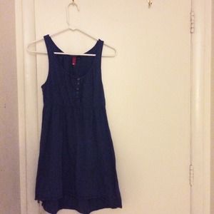 Short blue dress