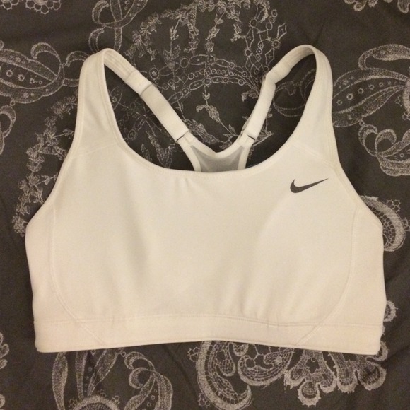NIKE sports bra