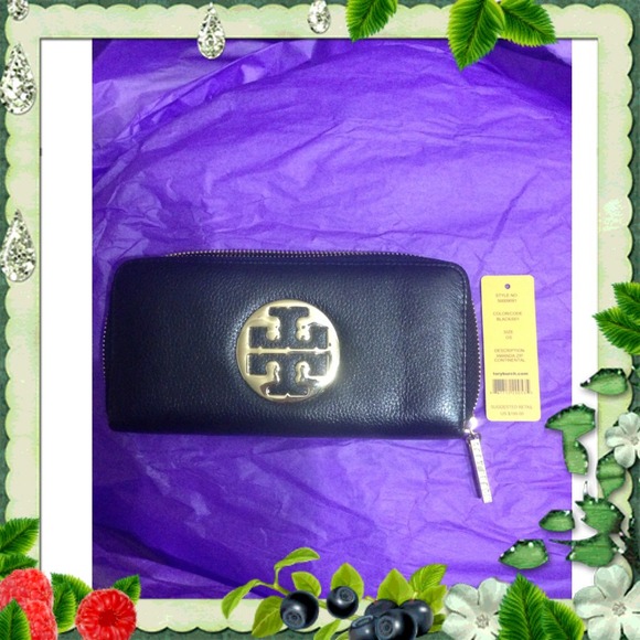 **SOLD**Additional picture of TORY BURCH wallet