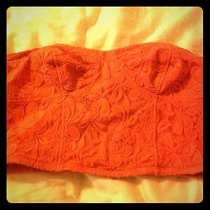 Strapless crop top