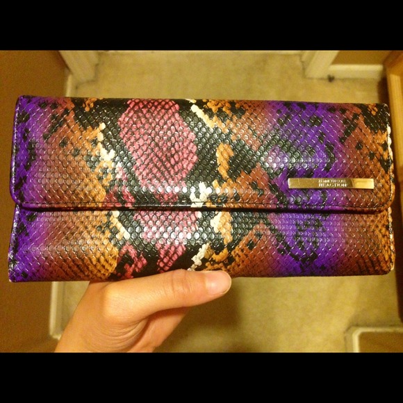 Exotic SnakeSkin Wallet 💛💜