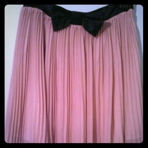 Pleaded chiffon skater skirt