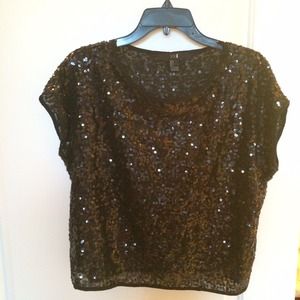 Shiny, cute black top