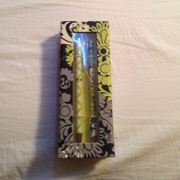 Vera Bradley Accessories - NIB Vera Bradley pen & pencil set in baroque.