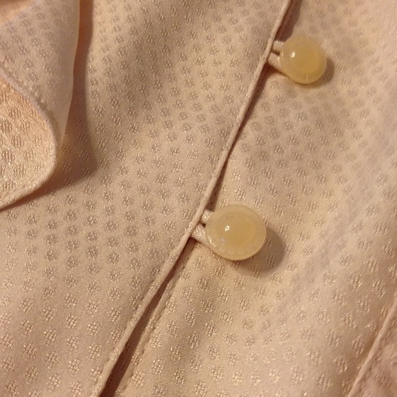 Ann Taylor beige sleeveless top - Picture 4 of 4