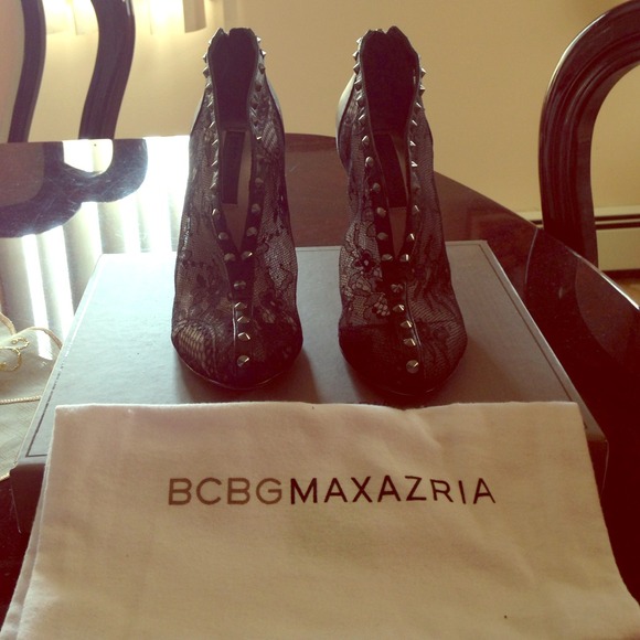 BCBG WHIM LACE AND STUDS HIGH-HEEL BOOTIE