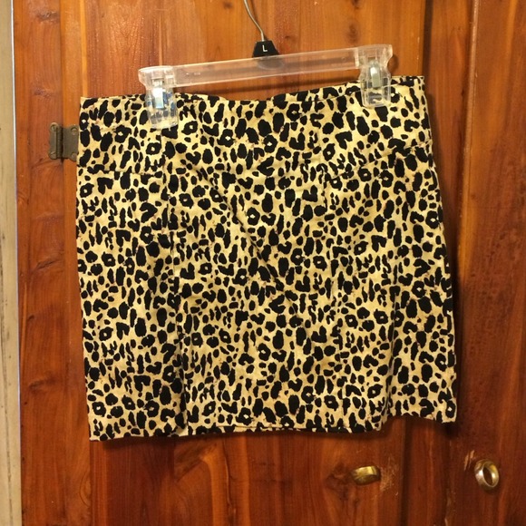 Cheetah body con skirt - Picture 1 of 4
