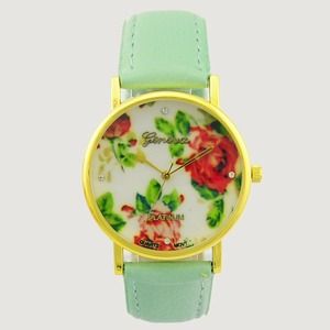 Fashion Beautiful Flower Style Female Wrist Watch