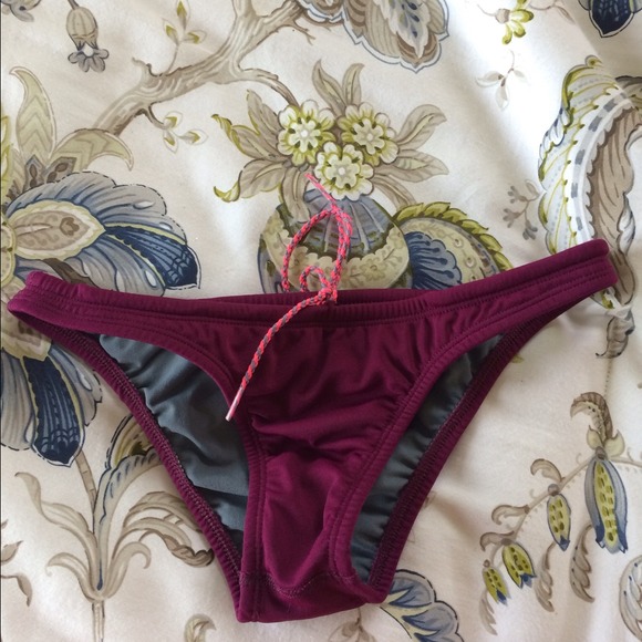 Jolyn bikini bottoms SOLD