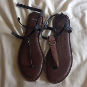 American Eagle sandals