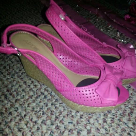 Pink peep toe wedge sandals 8.5