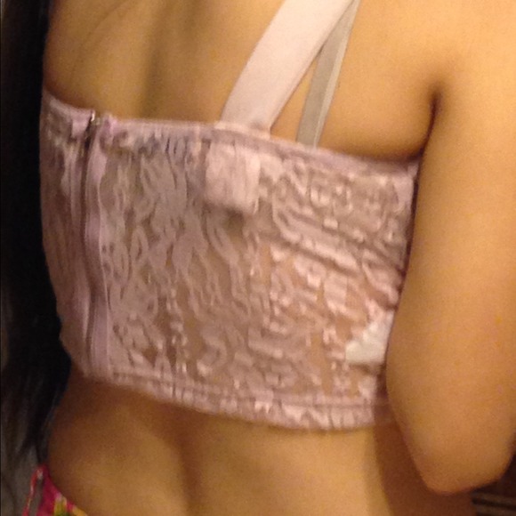Crop top - Picture 3 of 4