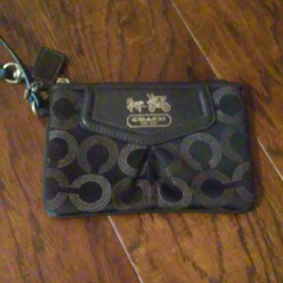 Coach change wallet