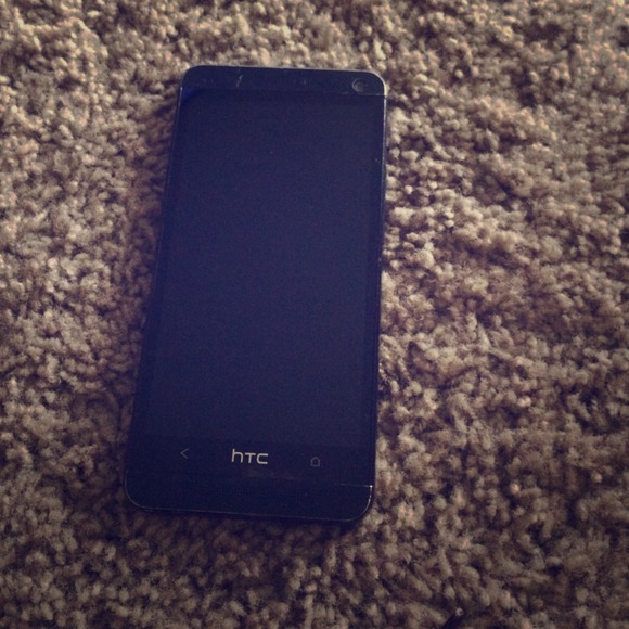 HTC ONE MODEL PNO7120 used for 1yr AT&T great cond