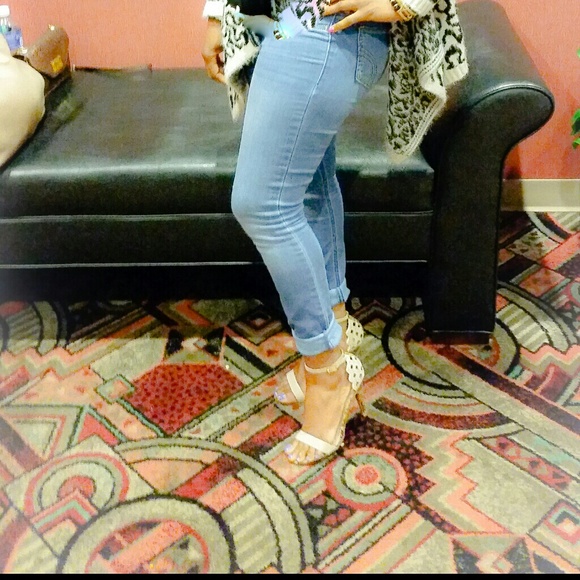 Very sexy sandals ????