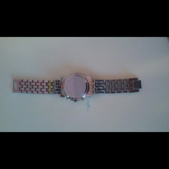 Sophie Watch - Picture 3 of 4