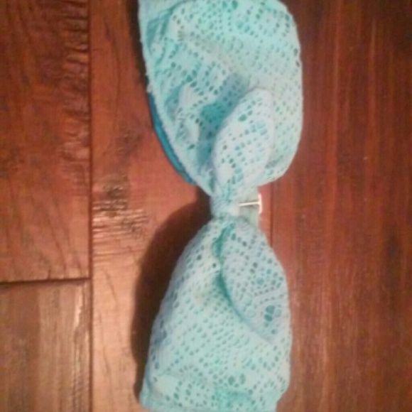 VS swimsuit - Picture 2 of 2