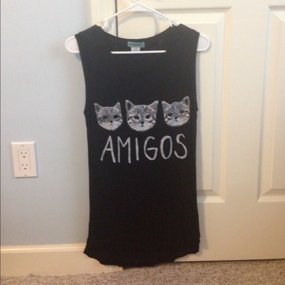 Amigos cat muscle tee