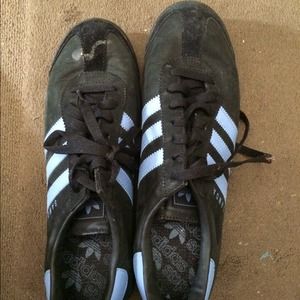 Samoas- Black and periwinkle