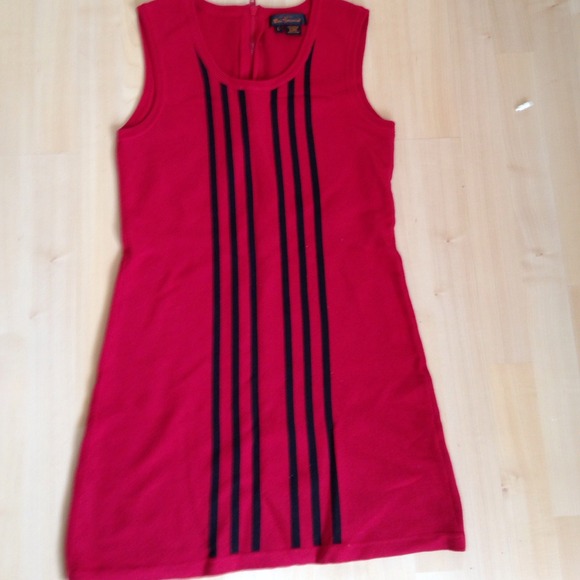 Short mini knit dress