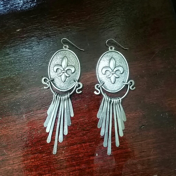 Le fleur-de-lis earings - Picture 1 of 1