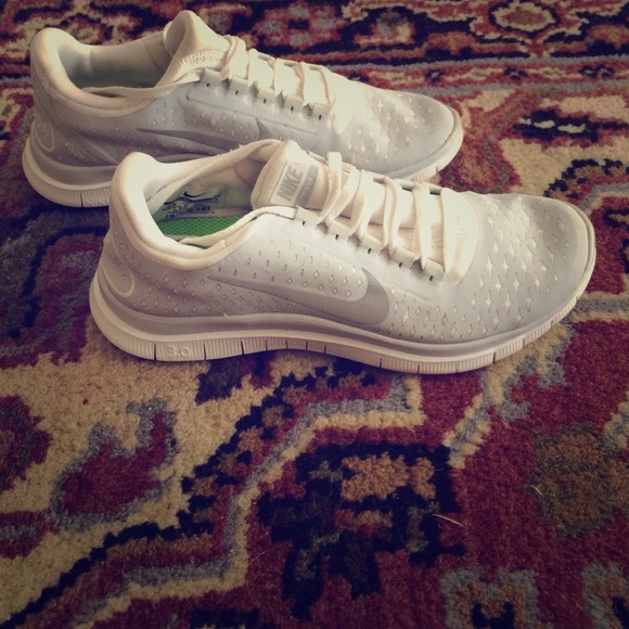 White and Grey Nike Free Runs 3.0