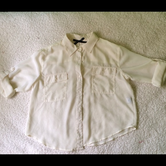 CREME BLOUSE🌀
