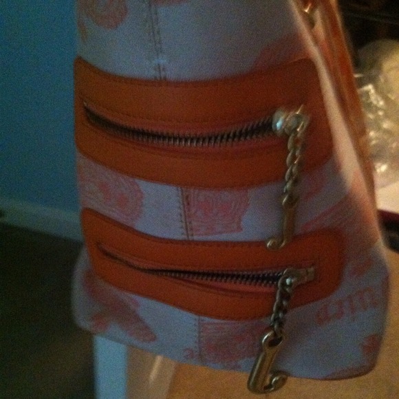 Juicy Logo Tote - Picture 2 of 3