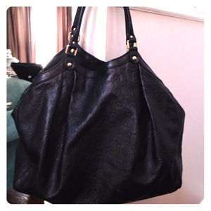 Authentic Gucci large sukey bag!