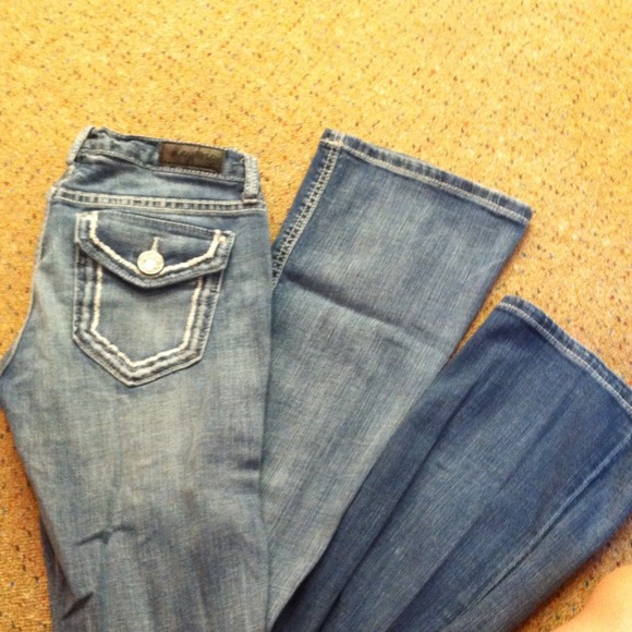 Daytrip jeans. - Picture 1 of 2