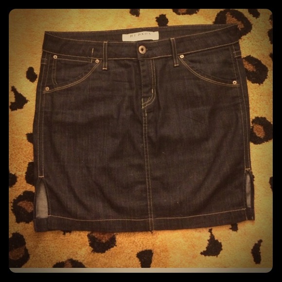 Hudson Jeans Denim - Hudson, dark wash mini skirt