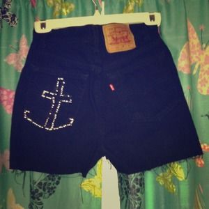 High waisted black Levi's