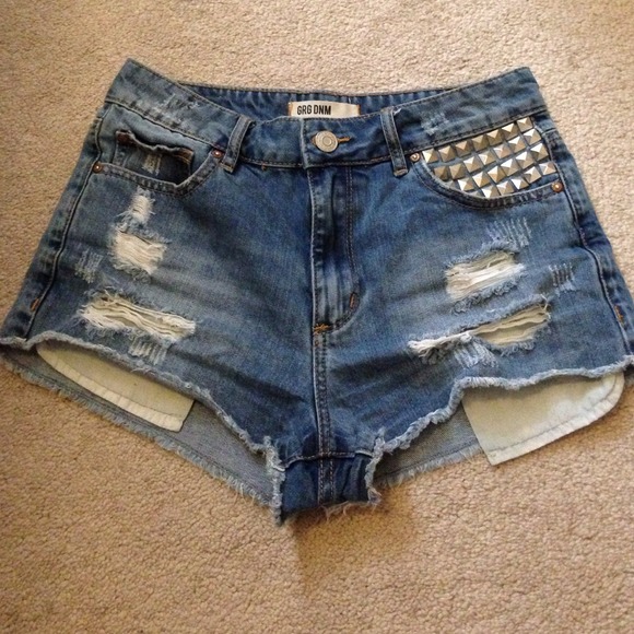 Cute high waisted shorts