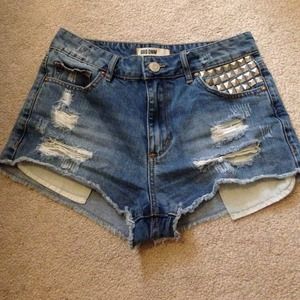Cute high waisted shorts