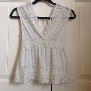 Low v-neck top, cream colored w/lace