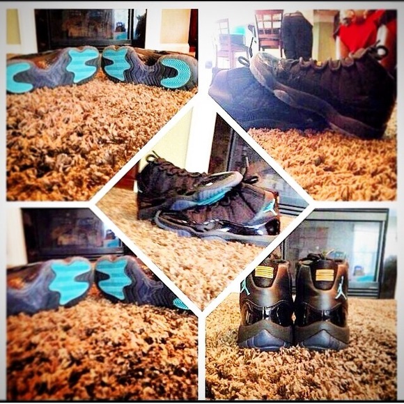 Gamma Blue 11's Retro - Picture 1 of 2