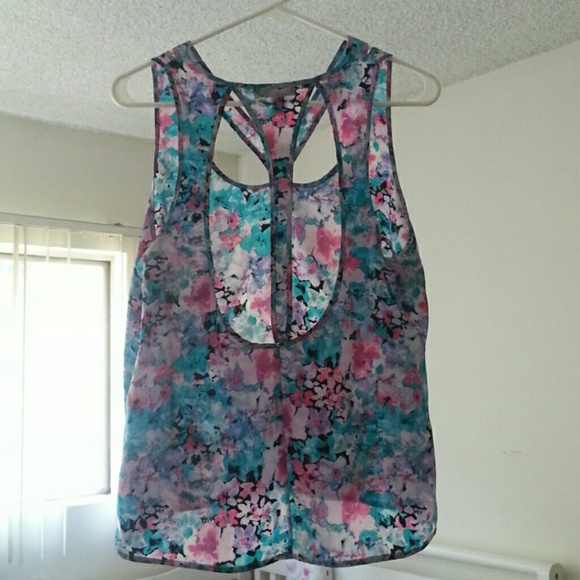 Material Girl- Top - Picture 2 of 4