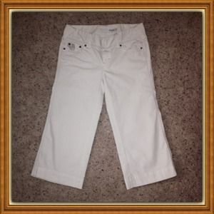 White Calvin Klein Capri Size 30