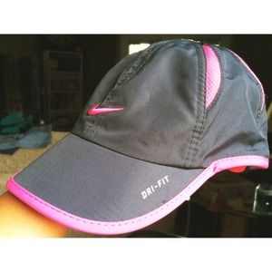 Nike toddler hat