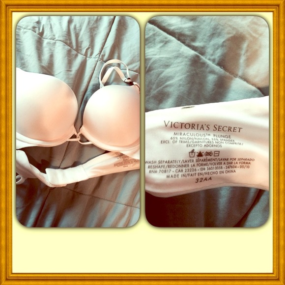 🌟VS white plunge 32AA🌟