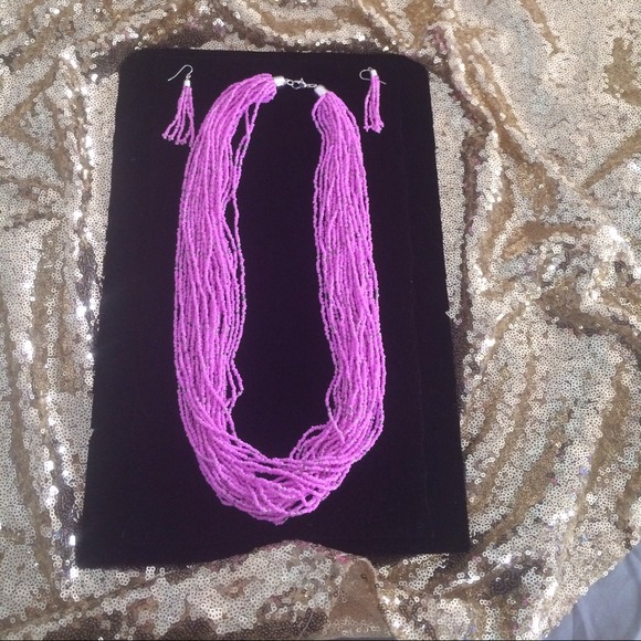 Light Pink Beaded Necklace Set