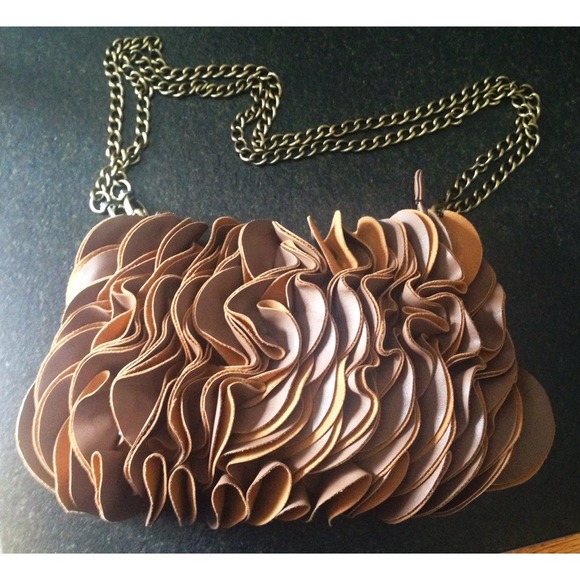 Chain Strap Shoulder/Cross Body Bag - Picture 1 of 2