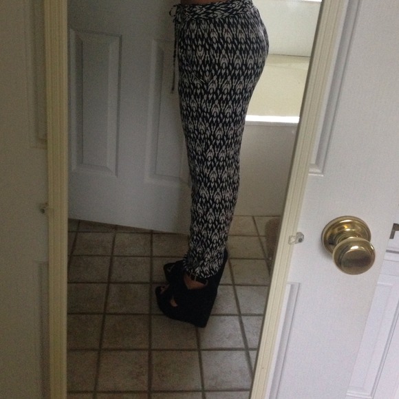 Bohemian tribal pants - Picture 2 of 3