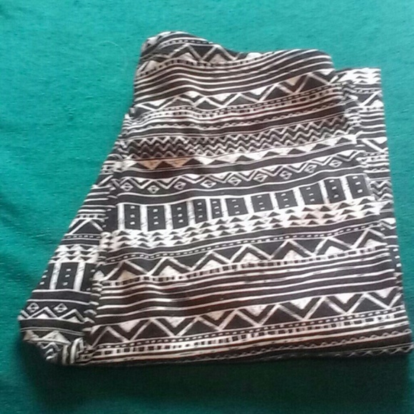 Aztec print leggings