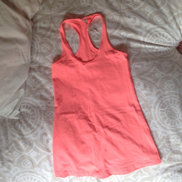 Cool racer tank from Lululemon