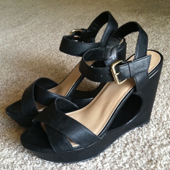 Black Mossimo wedges