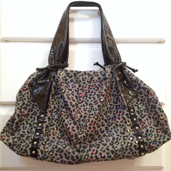 Spotted purse