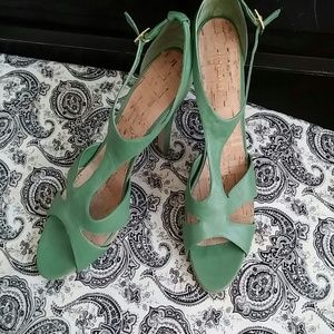 Nine West cork bottom heels