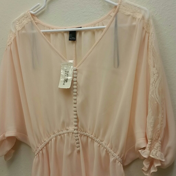 Top - Picture 3 of 3